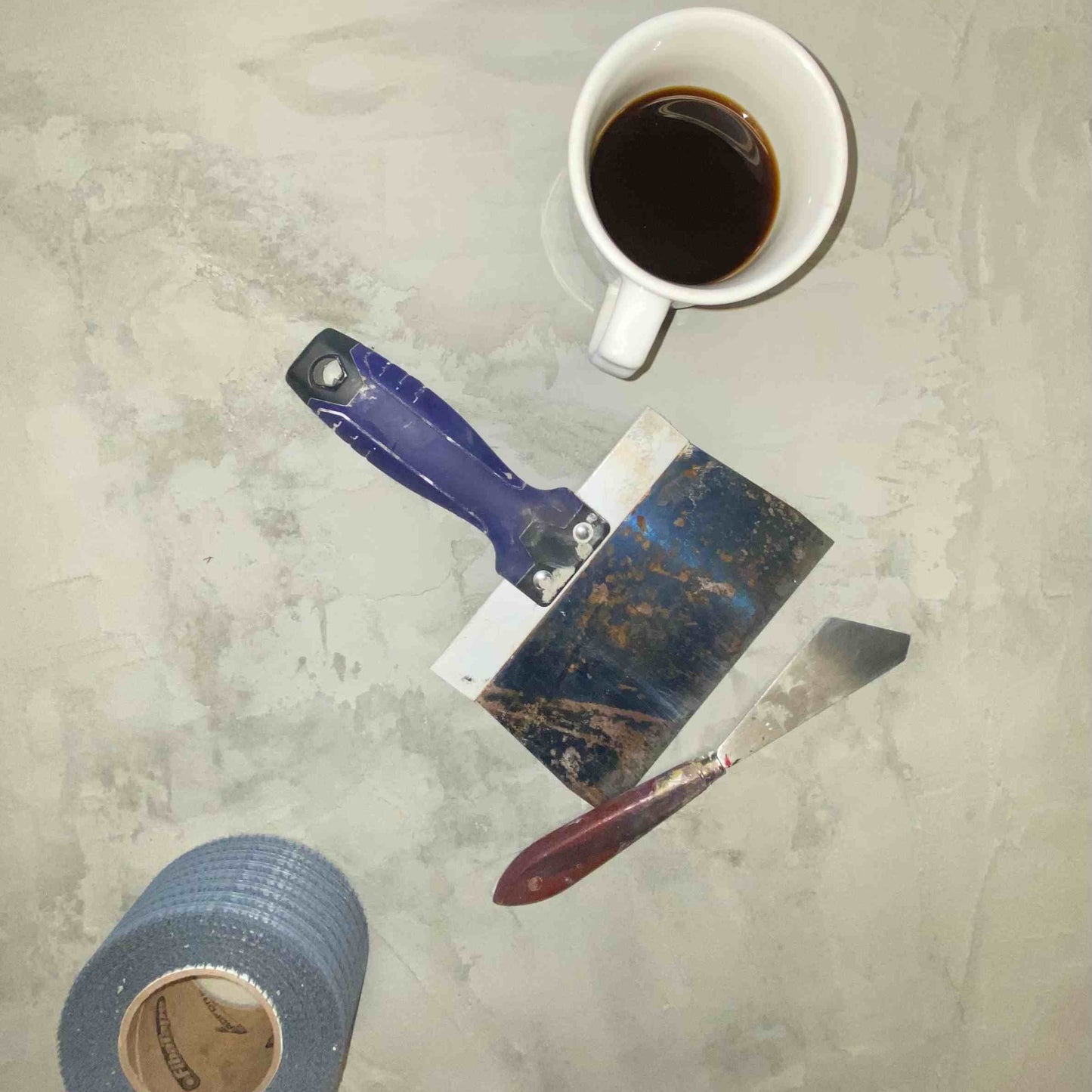 Capsule Table